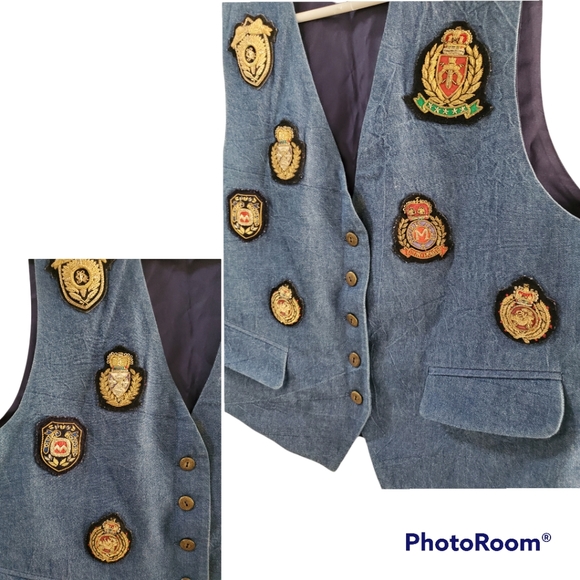 Woman's Vest - Picture 12 of 13